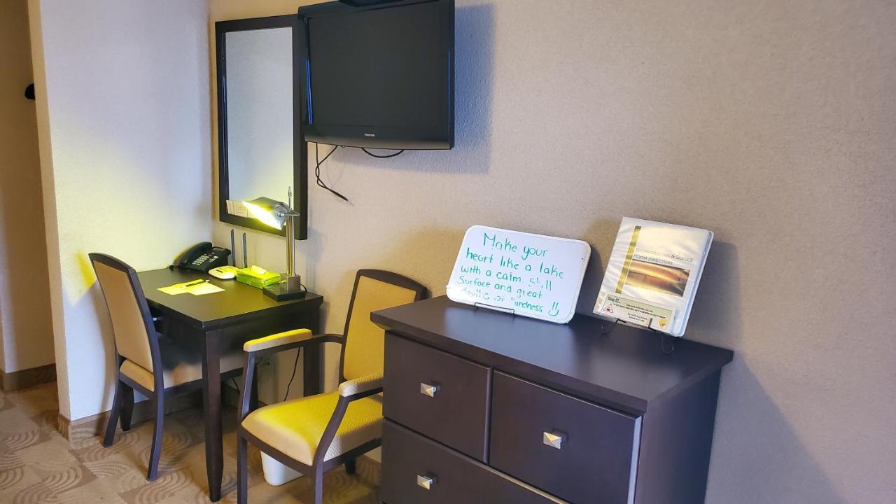 Shoreside Inn&Suites Wabamun Exterior foto