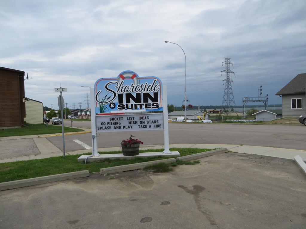 Shoreside Inn&Suites Wabamun Exterior foto