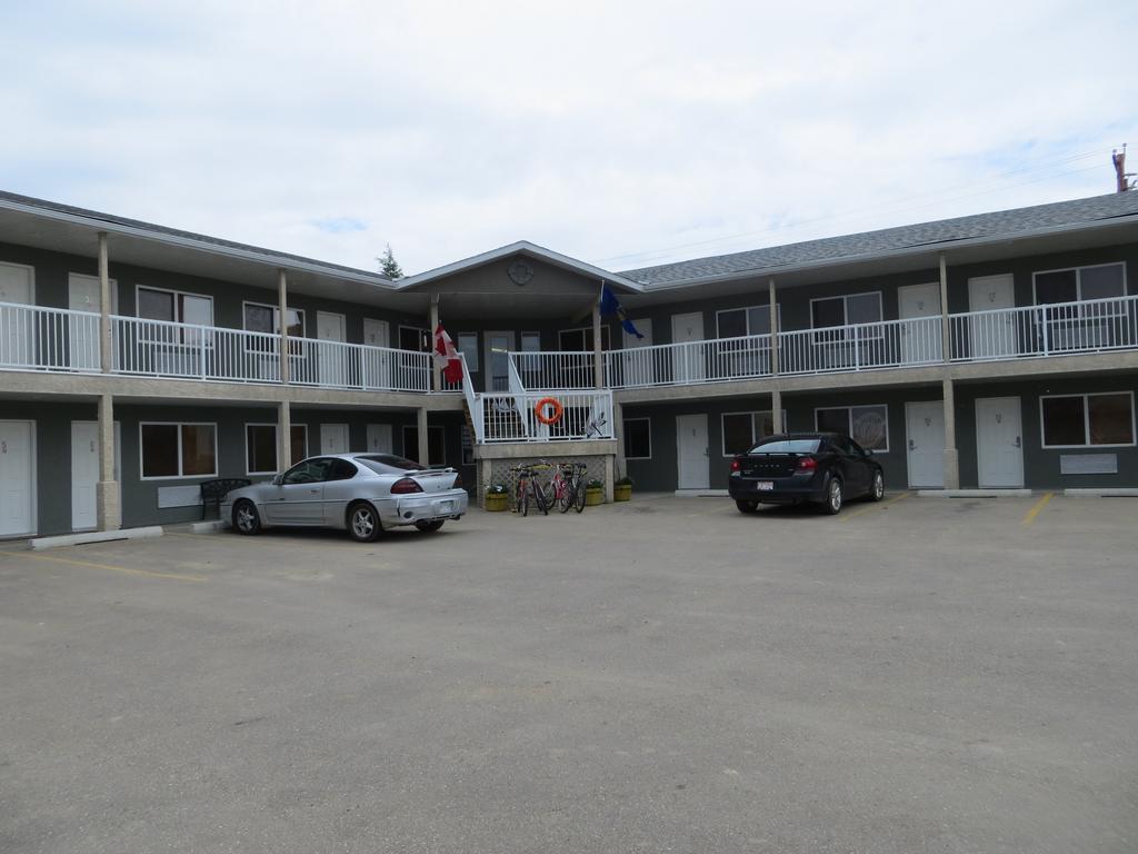 Shoreside Inn&Suites Wabamun Exterior foto